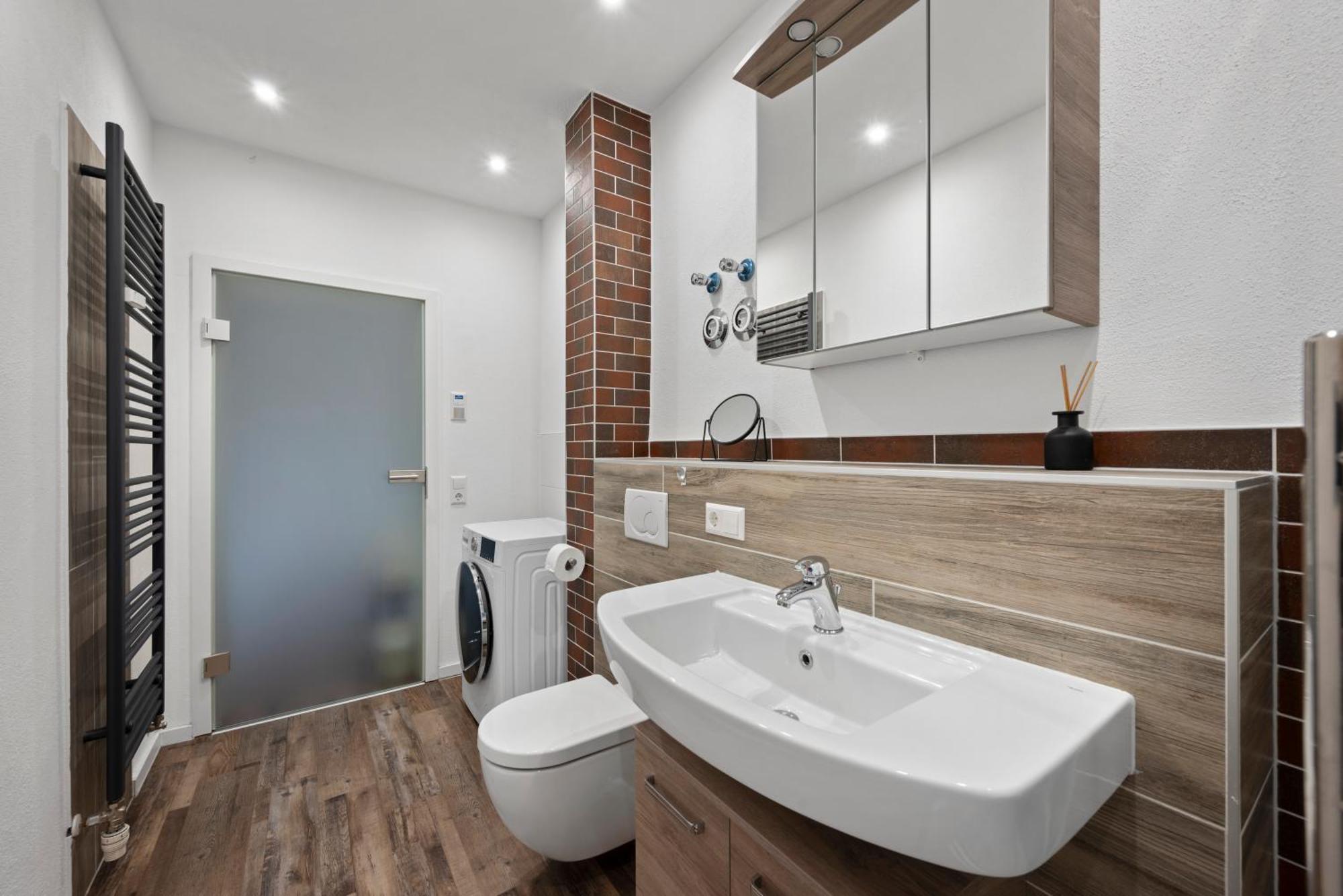 Backhome - Business&Family - Fantastische Schlosslage, Smarttv, Waschtrockner, Netflix, 50Qm, 24H Checkin - Apartment 3 Ludwigsburg Exterior photo