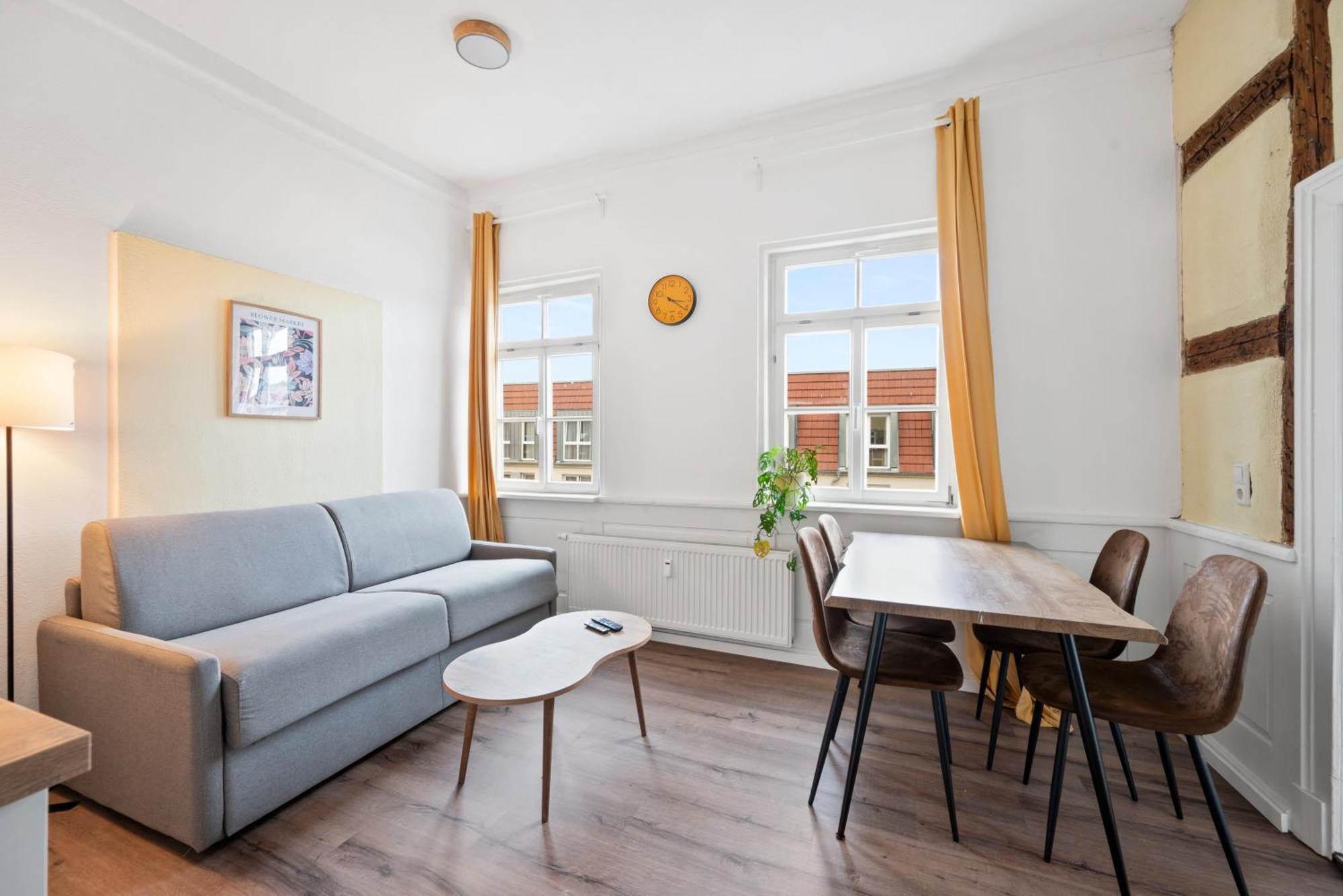 Backhome - Business&Family - Fantastische Schlosslage, Smarttv, Waschtrockner, Netflix, 50Qm, 24H Checkin - Apartment 3 Ludwigsburg Exterior photo
