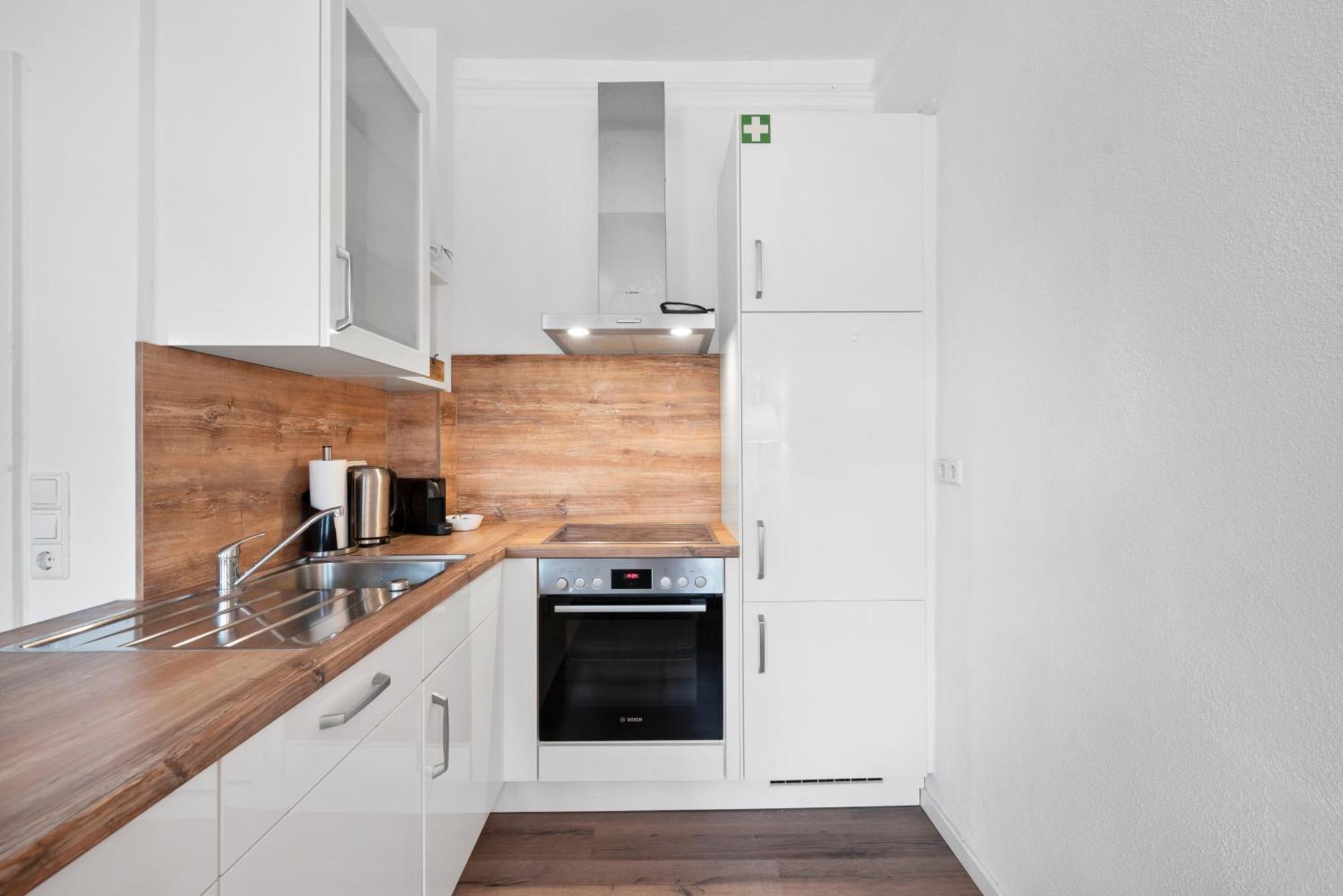 Backhome - Business&Family - Fantastische Schlosslage, Smarttv, Waschtrockner, Netflix, 50Qm, 24H Checkin - Apartment 3 Ludwigsburg Exterior photo